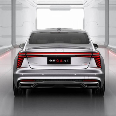 Gas Car H5 by Faw Hongqi with One Key Lifting Front Window and 7 Forward Shift Number