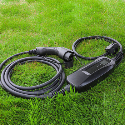 32A Type1/Type2 Portable EV Charging Box for Nissans LEAF Charging Cables Black