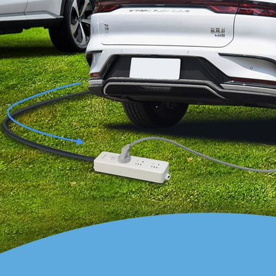220V 4KW Rated Voltage External Discharge Plug Socket for Energy Vehicle Camping