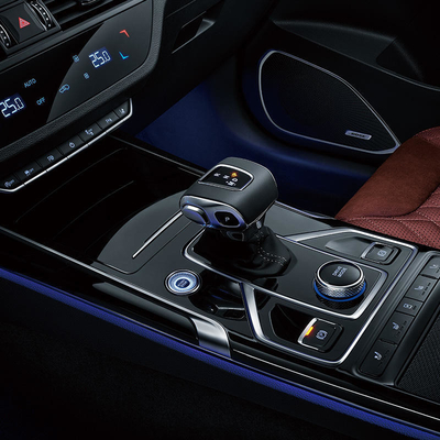 2023 185Kw Hongqi Luxury Suv Cars Electric Driver's Seat Adjustment 7 Forward Shift Number