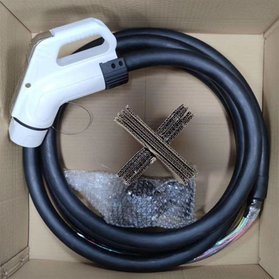 750V/1000V DC Operating Voltage Gbt Ev Charging Plug The Smart Choice for Car Charging